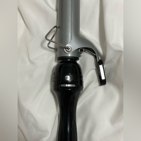 Revlon VS, Perfect Heat Long Lasting Curls Curling Iron - Picture 7 of 8